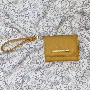 Steve Madden Wristlet